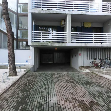 Studio In Lignano Sabbiadoro 42769 *
